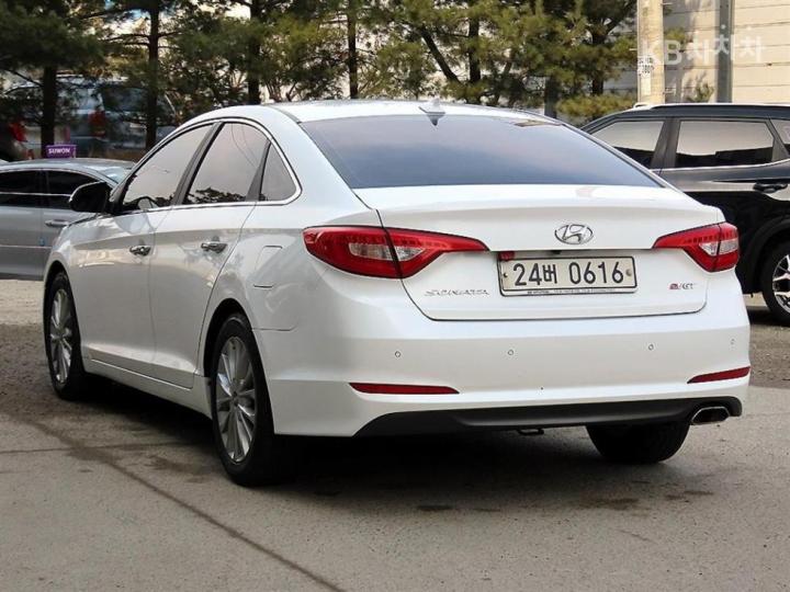 Hyundai Sonata LF 1.7 Diesel Smart 4
