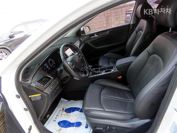 Hyundai Sonata LF 1.7 Diesel Smart 6