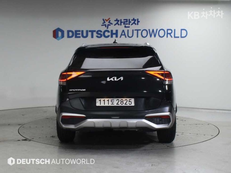 2022 - kia sportage
