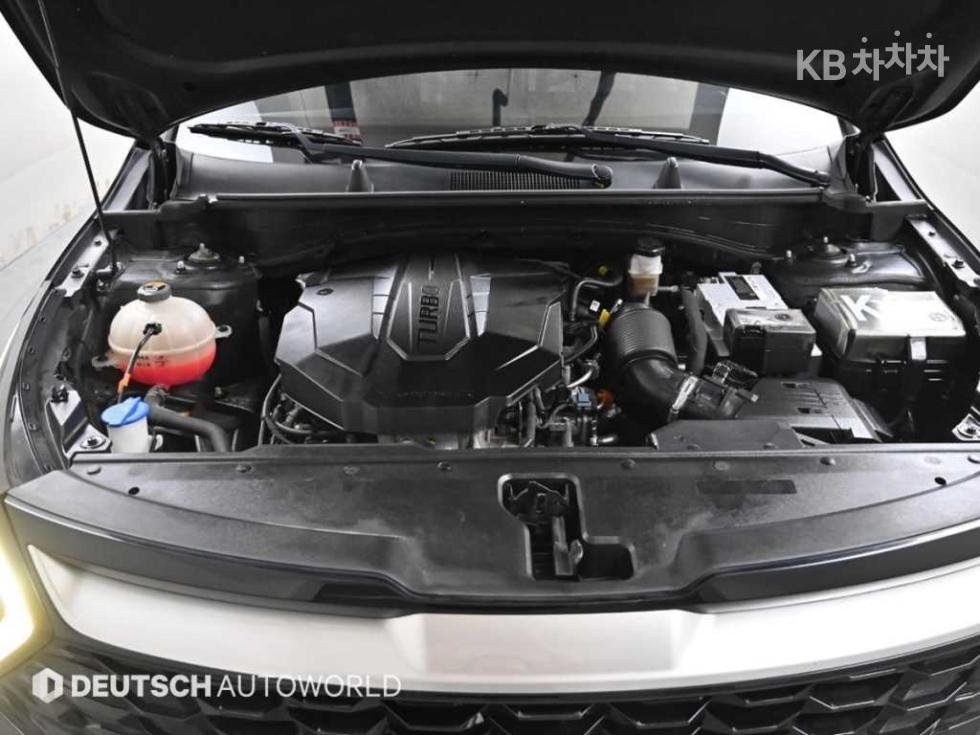 2022 - kia sportage