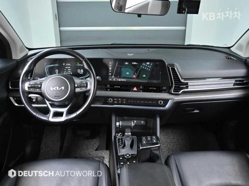 2022 - kia sportage