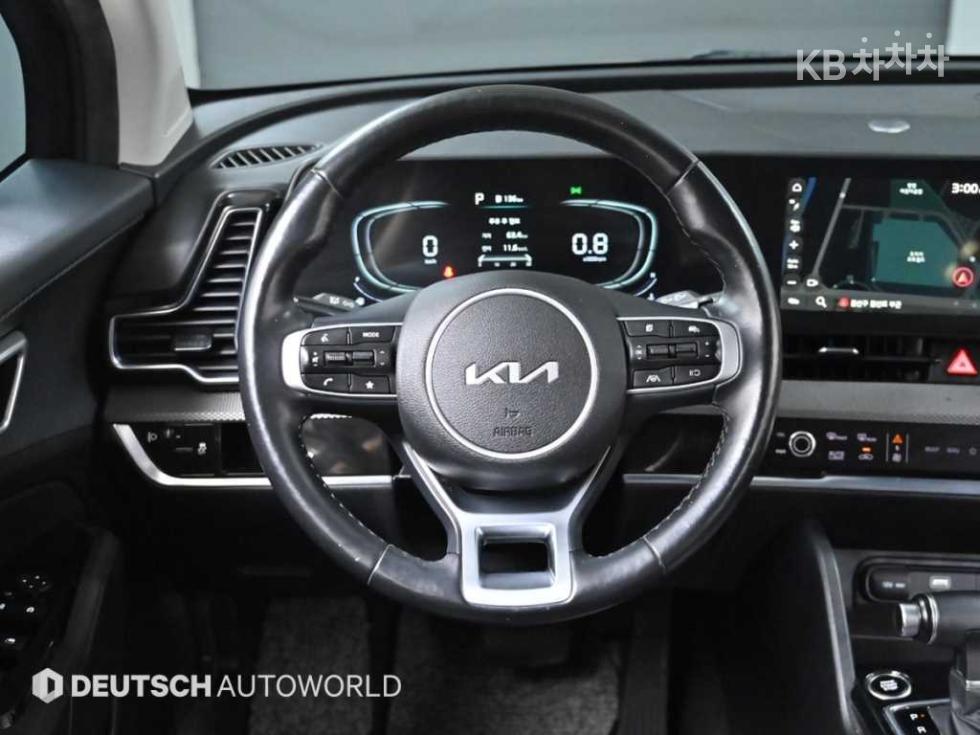 2022 - kia sportage