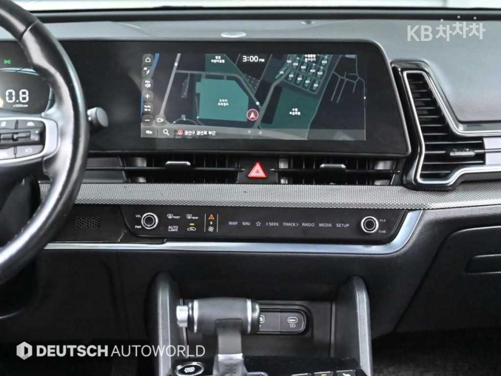 2022 - kia sportage