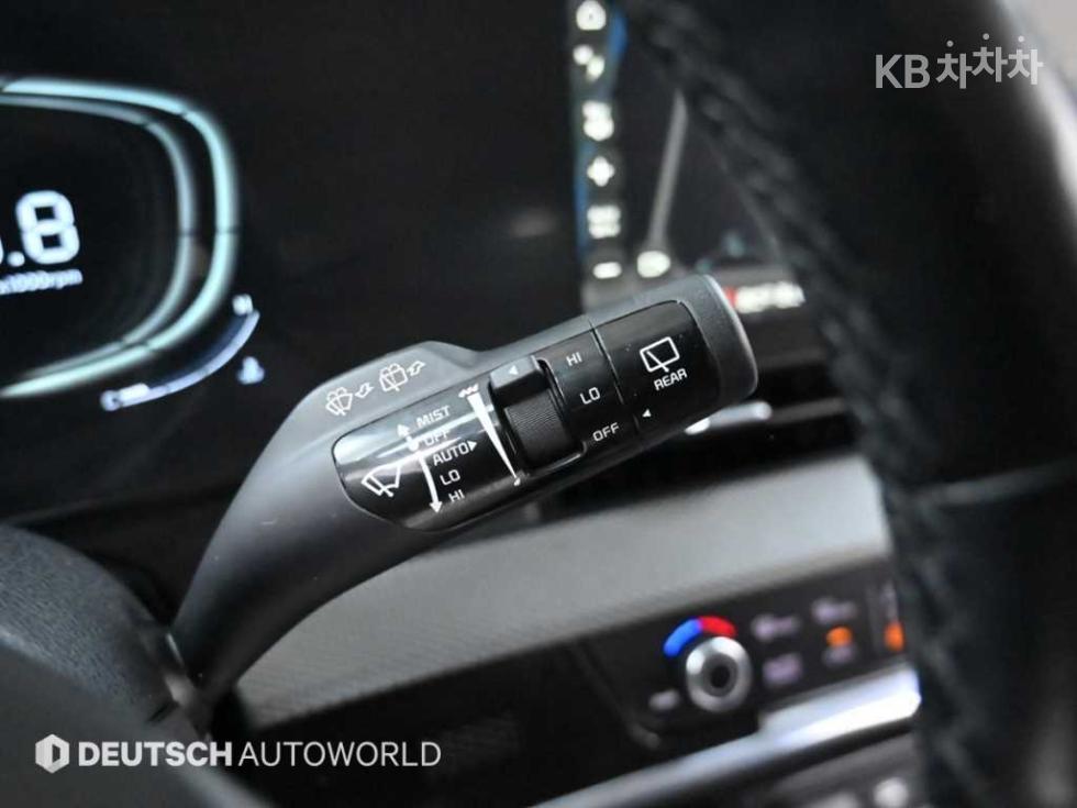 2022 - kia sportage
