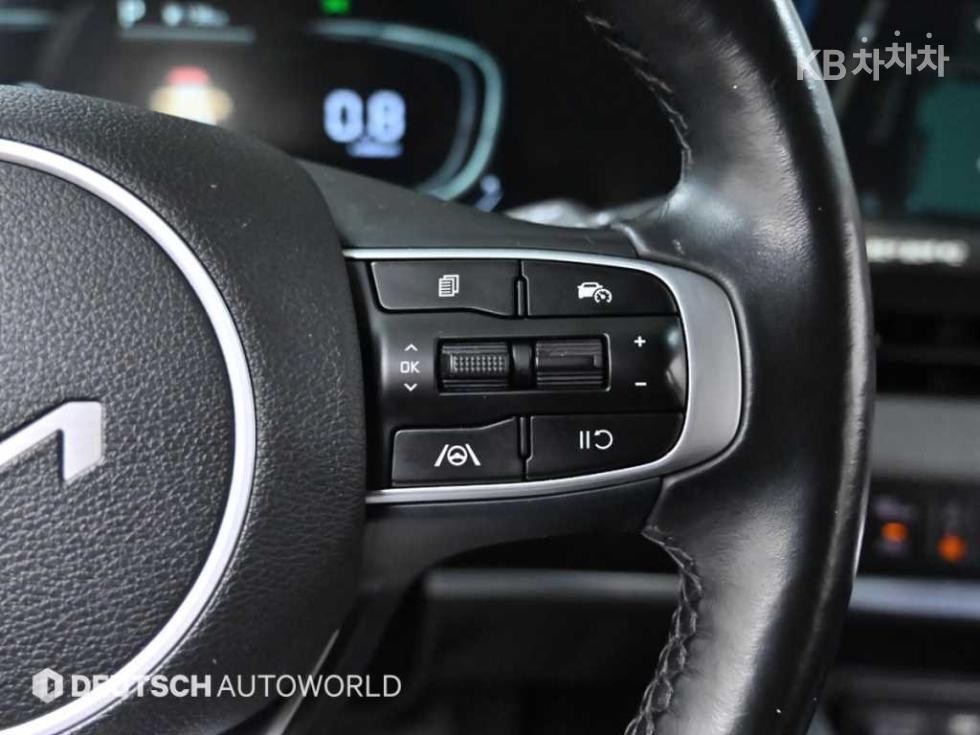 2022 - kia sportage