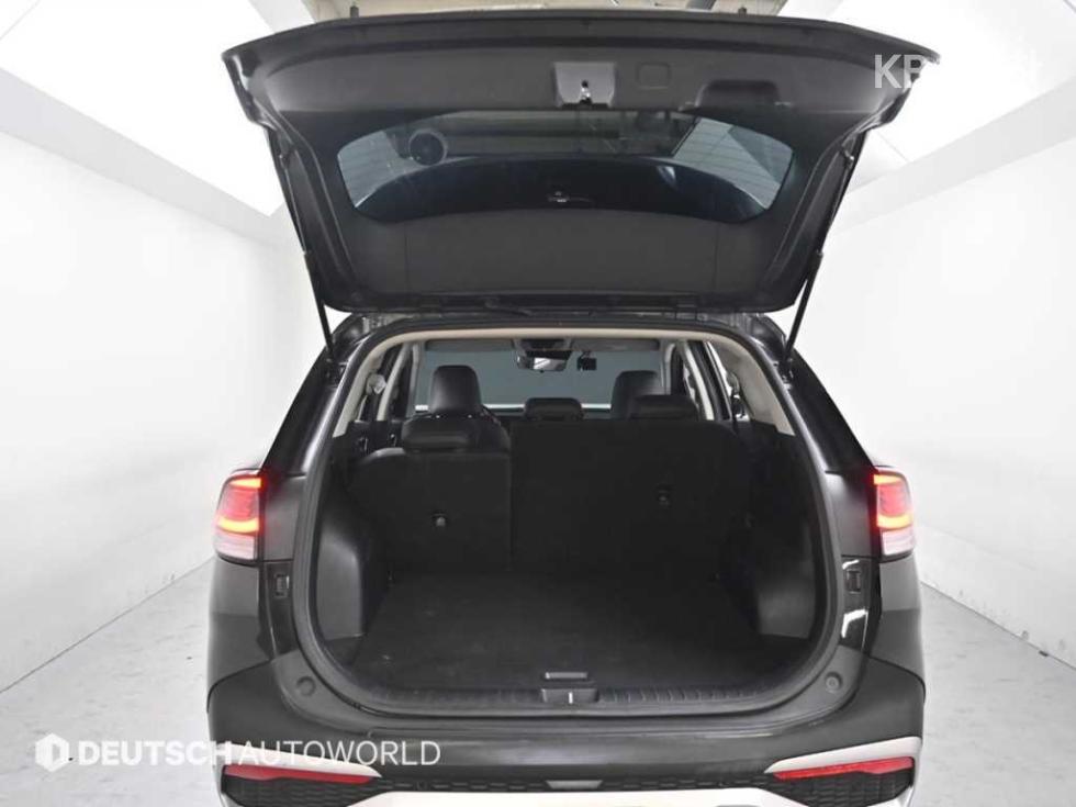 2022 - kia sportage