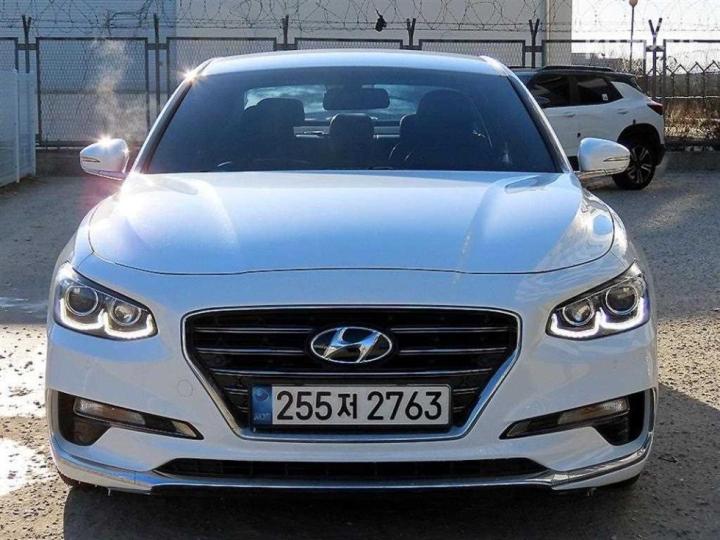 Hyundai Grandeur 3.0 LPi 모던 — foto 1