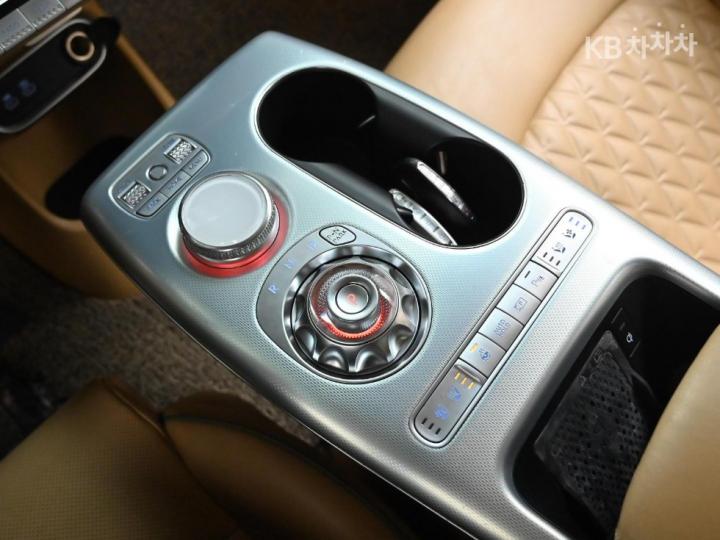 Genesis GV60 Standard 2WD Base Type 10