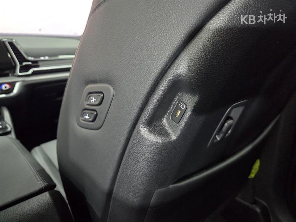 2024 - kia sportage