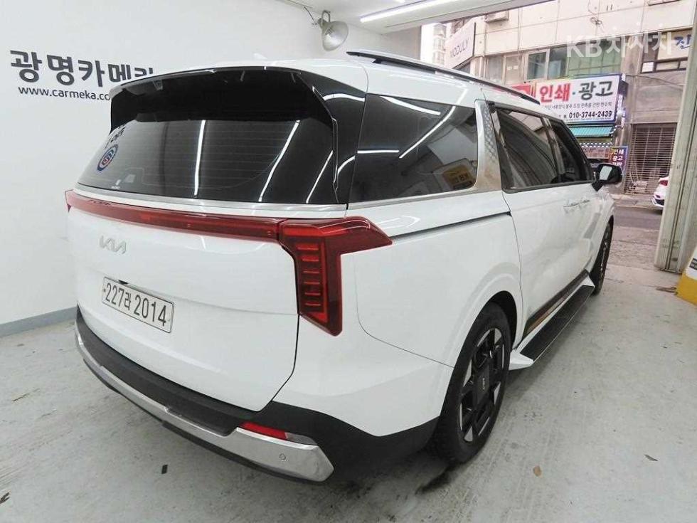 2024 - kia carnival