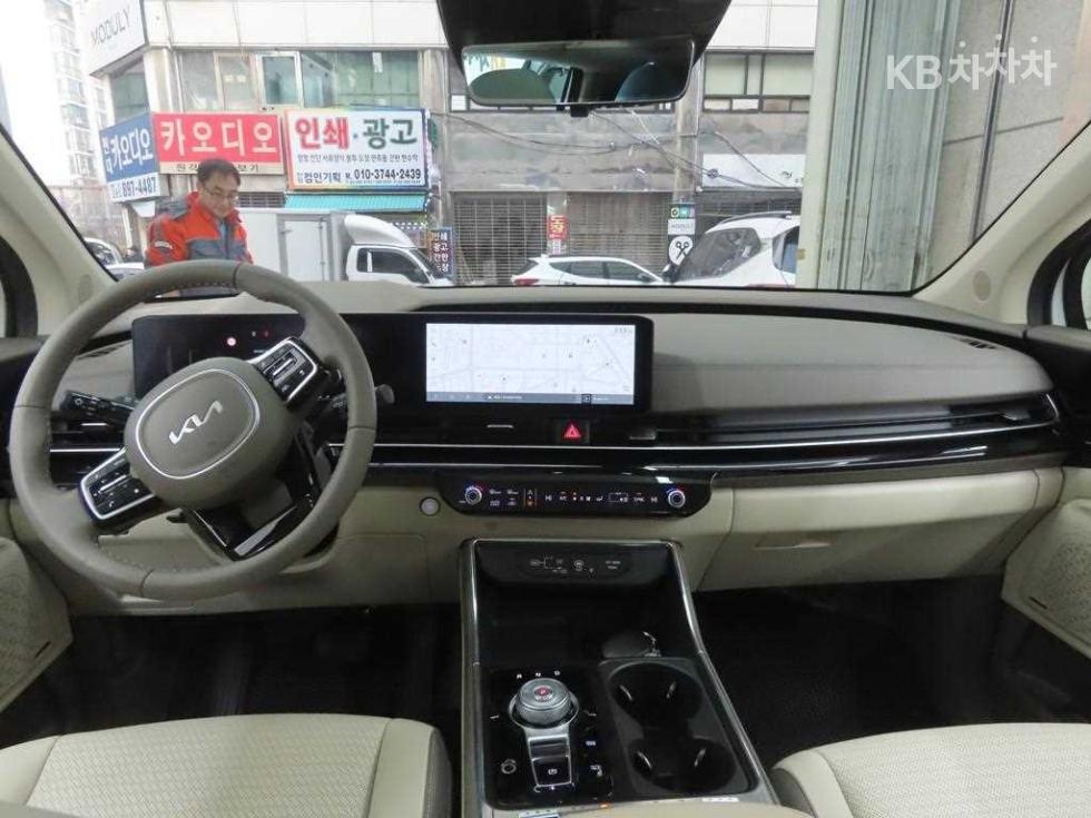 2024 - kia carnival