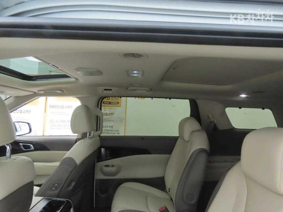 2024 - kia carnival