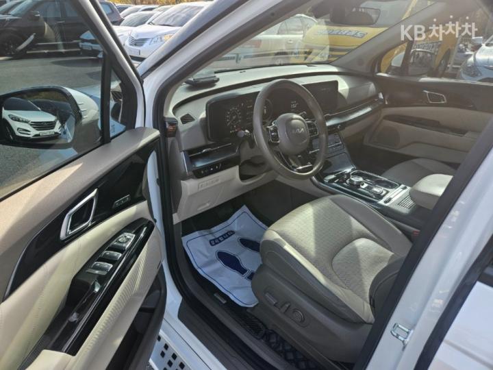 Kia Carnival High Limousine G3.5 GDI Signature 10