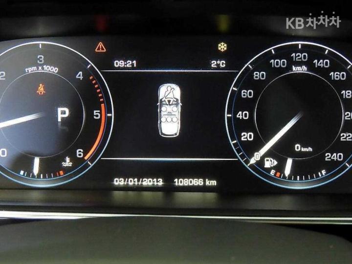 Land Rover Range Rover New 4.4 SDV8 Vogue SE 405 10