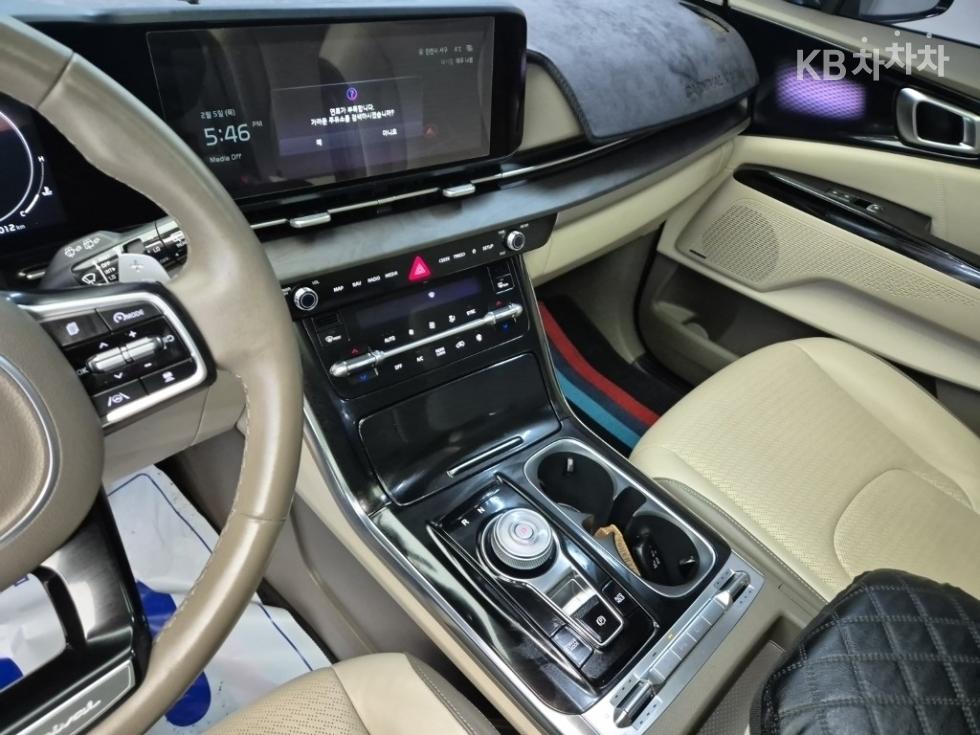 2021 - kia carnival