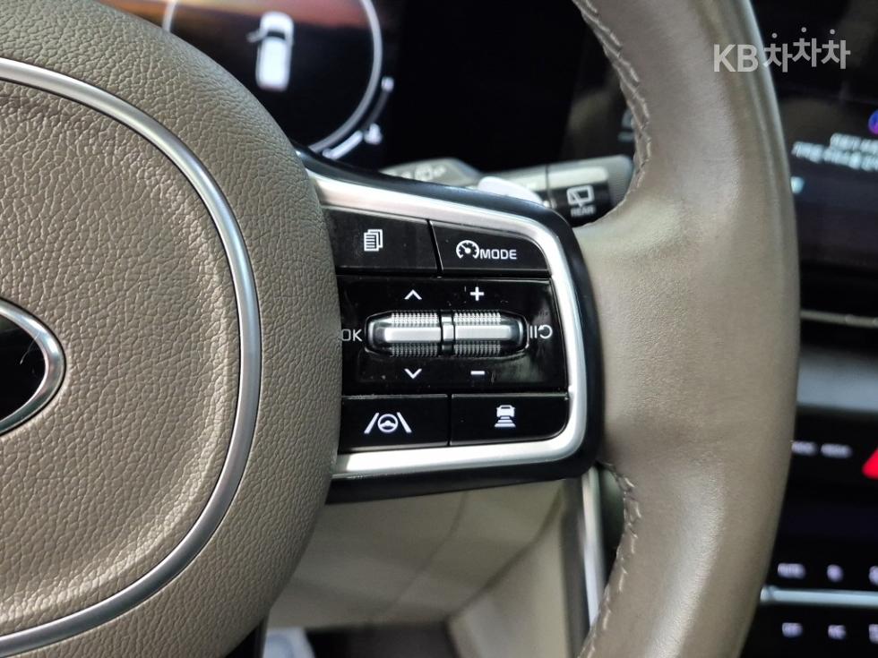 2021 - kia carnival