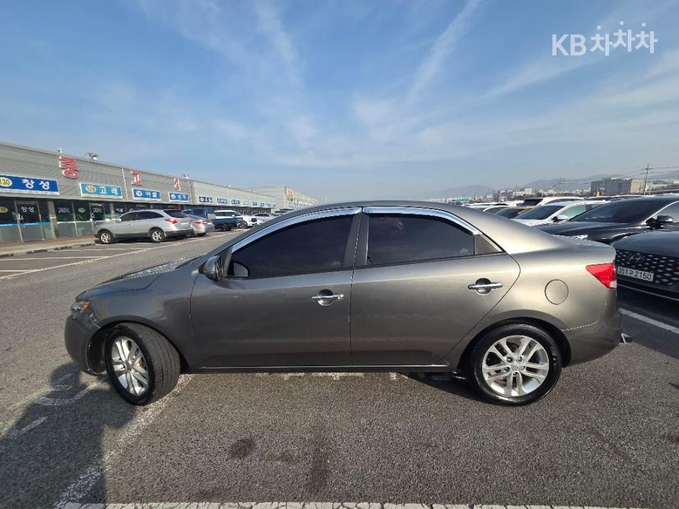 2012 - kia forte