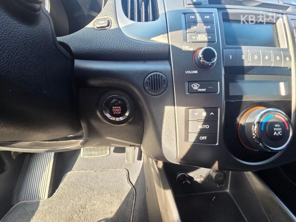 2012 - kia forte