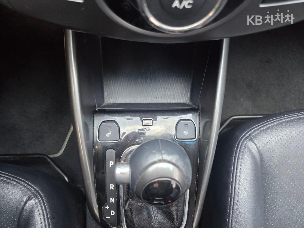 2012 - kia forte