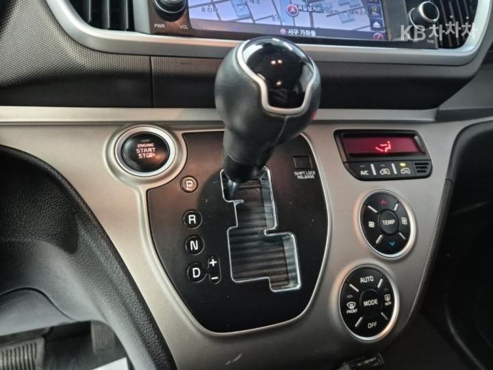 Kia Ray 1.0 Gasoline Signature 9