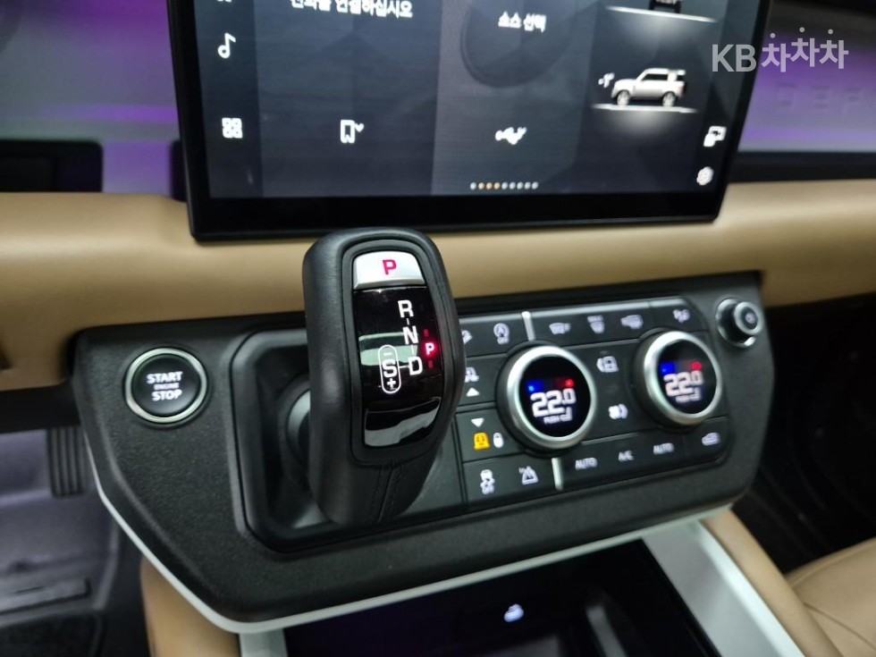 Land Rover Defender — miniaturë 8