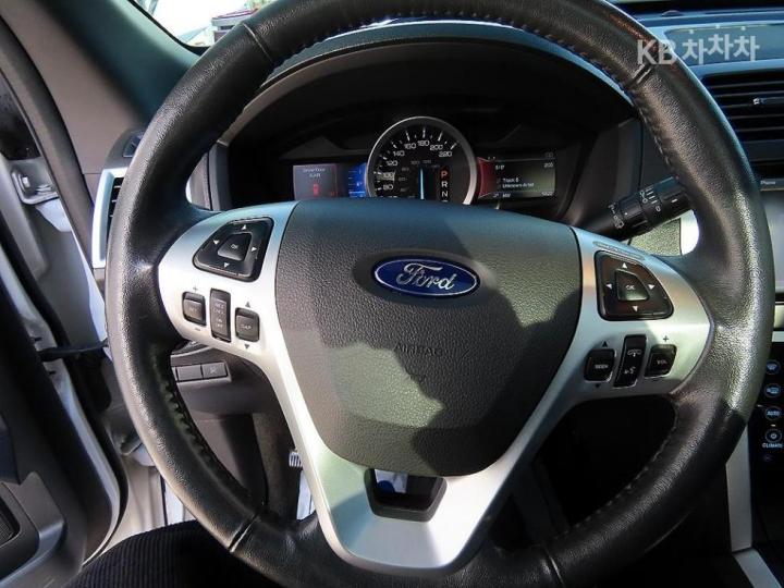 Ford Explorer New 3.5 Ti-VCT V6 4WD Limited 9