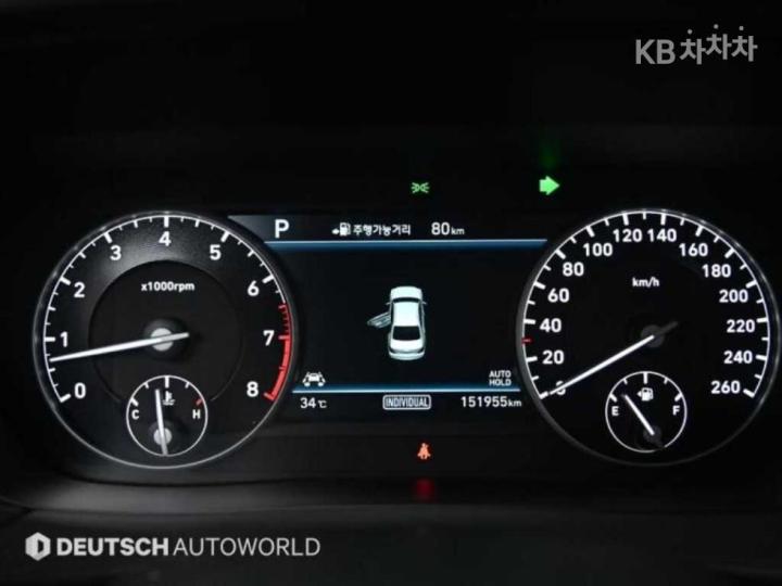 Genesis EQ900 3.3 T-GDI Luxury 9