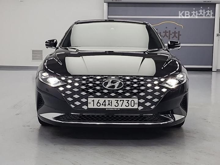 Hyundai Grandeur 2.5 Exclusive 3