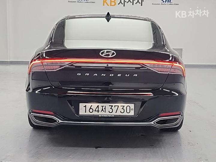 Hyundai Grandeur 2.5 Exclusive 4