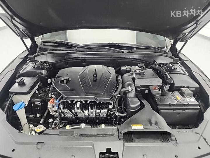 Hyundai Grandeur 2.5 Exclusive 6