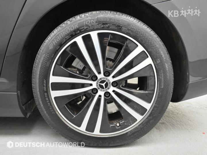 Mercedes-Benz EQE-Class V295 EQE300 Base Type 6