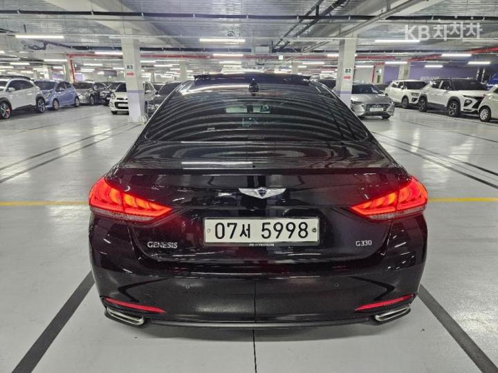 Hyundai Genesis DH G330 Premium 7