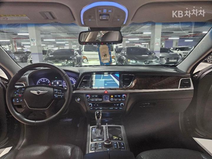 Hyundai Genesis DH G330 Premium 10
