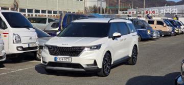 Kia Carnival d2.2 9  seats  prestige — foto 1