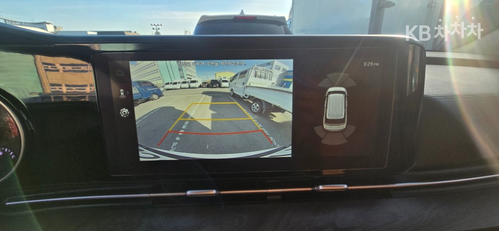 2023 - kia carnival