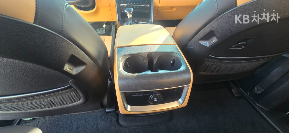 2023 - kia carnival