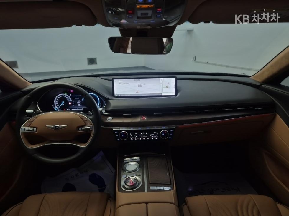 Genesis G80 — miniaturë 7