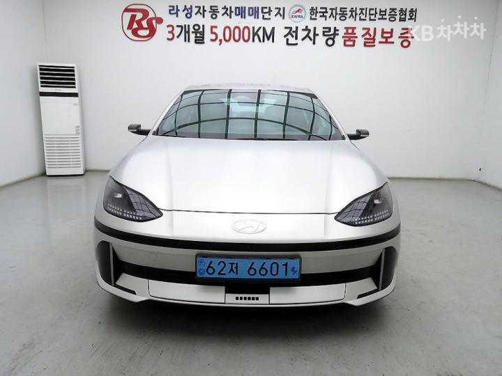 Hyundai IONIQ 6 CE Long Range AWD Prestige 3