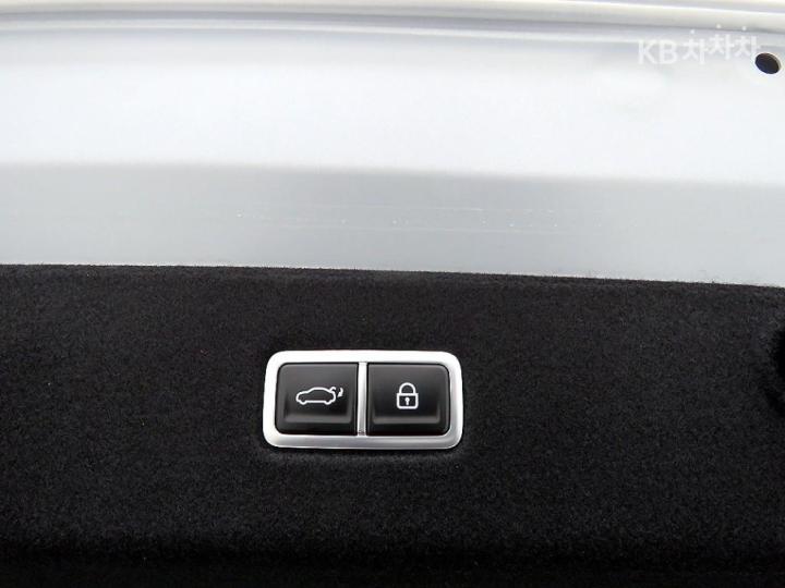 Hyundai IONIQ 6 CE Long Range AWD Prestige 6