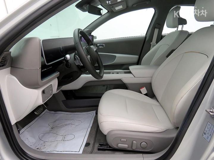 Hyundai IONIQ 6 CE Long Range AWD Prestige 7