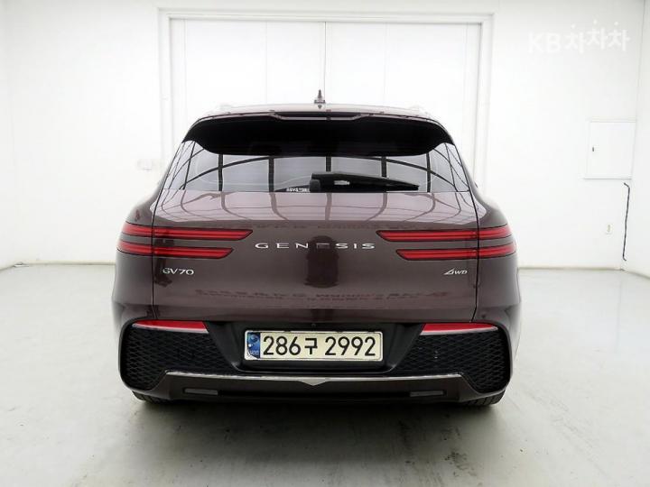 Genesis GV70 Diesel 2.2 AWD 4
