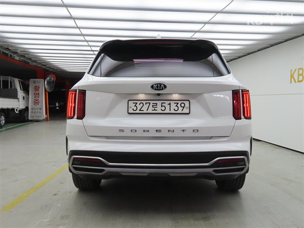 2021 - kia sorento