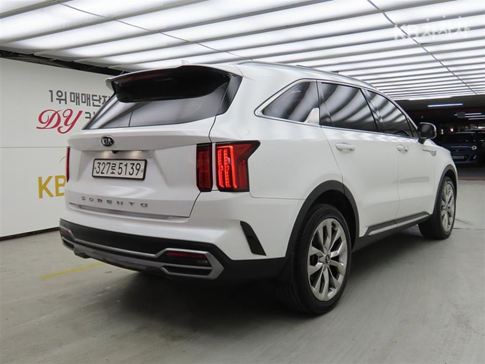 2021 - kia sorento