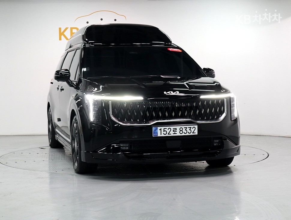 2025 - kia carnival