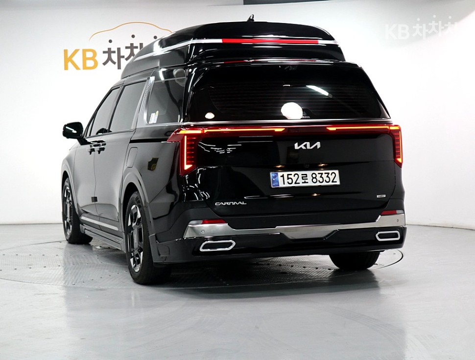 2025 - kia carnival