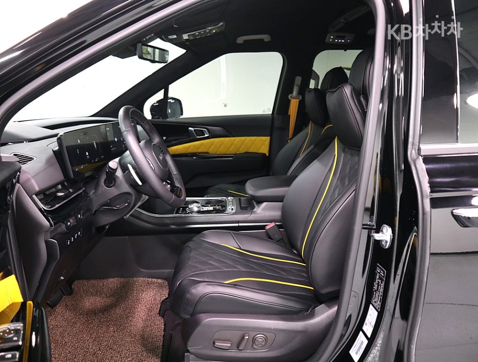2025 - kia carnival