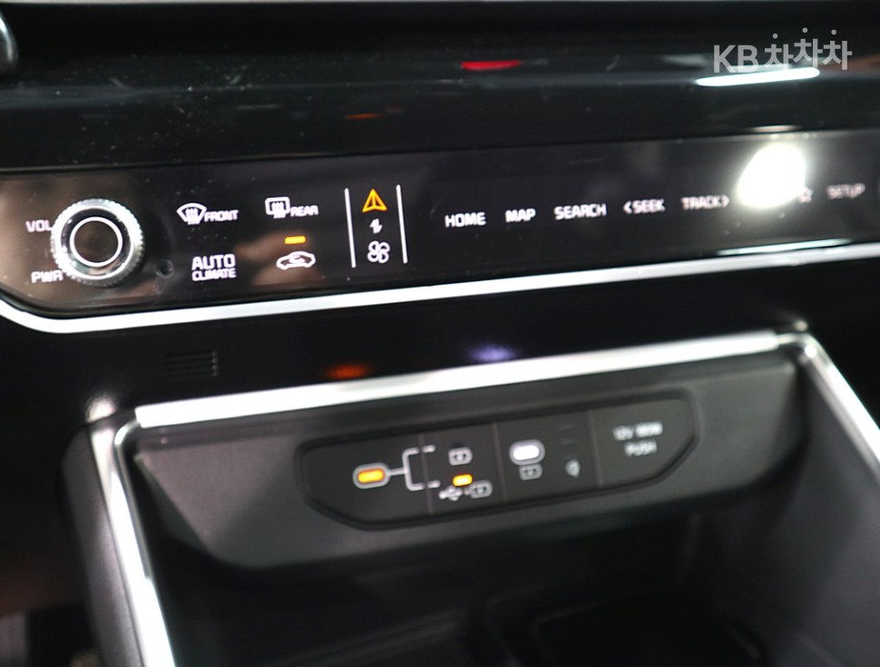 2025 - kia carnival