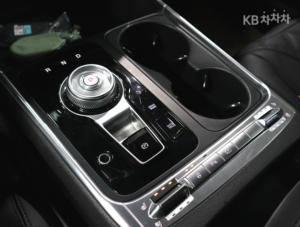 2025 - kia carnival