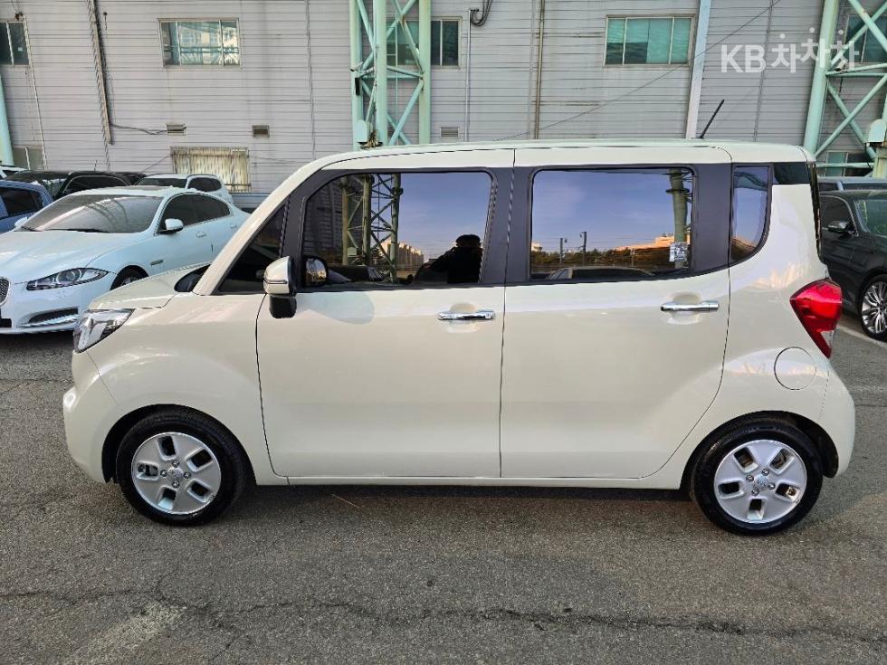 2018 - kia ray