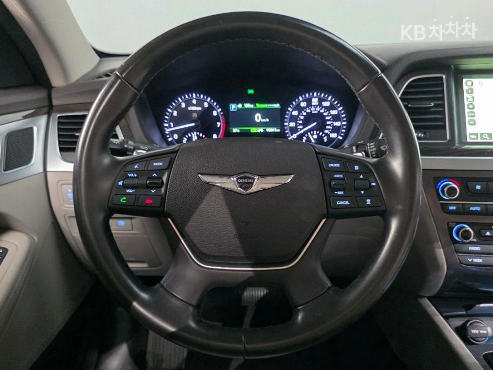 Genesis G80 — miniaturë 16